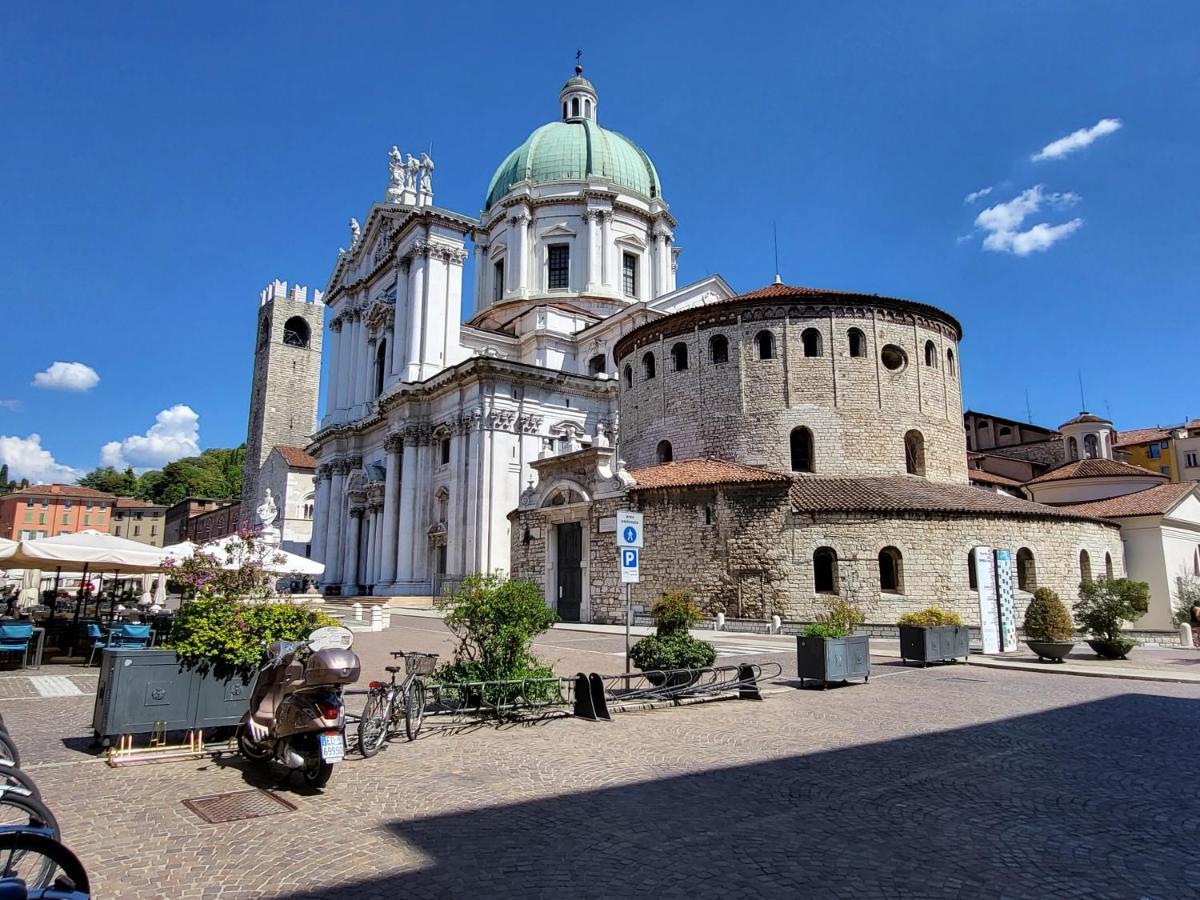 Mono Arnaldo Brescia Exterior foto
